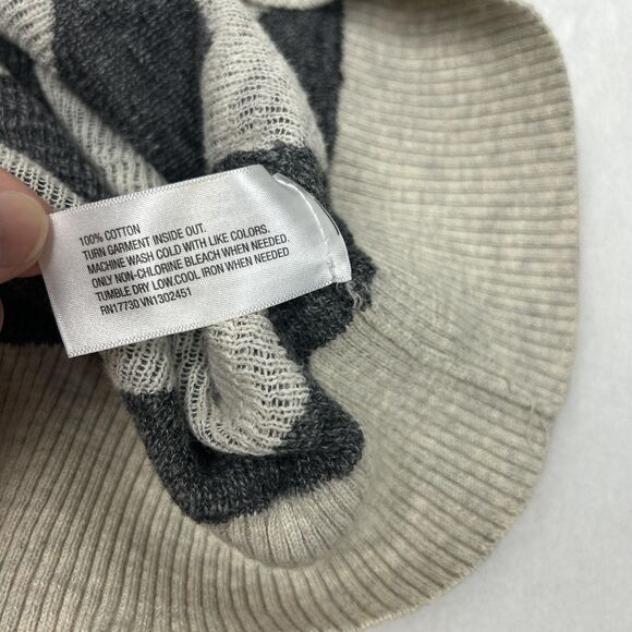 Mossimo Supply Co Sweater Womens XL Gray Black Heart Print Crewneck Pullover - Picture 10 of 10